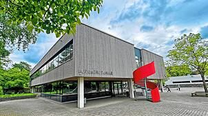 Mit derzeit 213 Schülerinnen und Schülern ist die Burgbergschule die größte Regelgrundschule in der Stadt. Davon nutzen im Moment 94 ...
