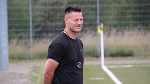 Trainer Kay Schlageter und der TuS Bonndorf führte lange gegen die SG Marbach/Rietheim, die aber ihre Überzahl am Ende zum 4:1-Sieg nutzte.