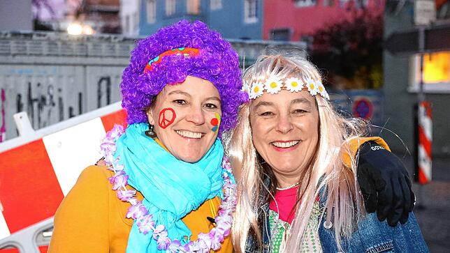 Bild 5: Ho Narro! In den Konstanzer Gassen wird immer noch Fasnacht gefeiert