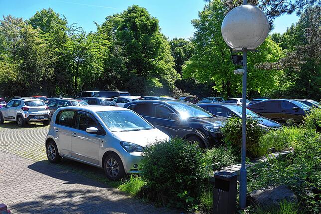 Bereits jetzt sind die Parkmöglichkeiten im Bereich des Gesundheitscampus weitgehend ausgenutzt.