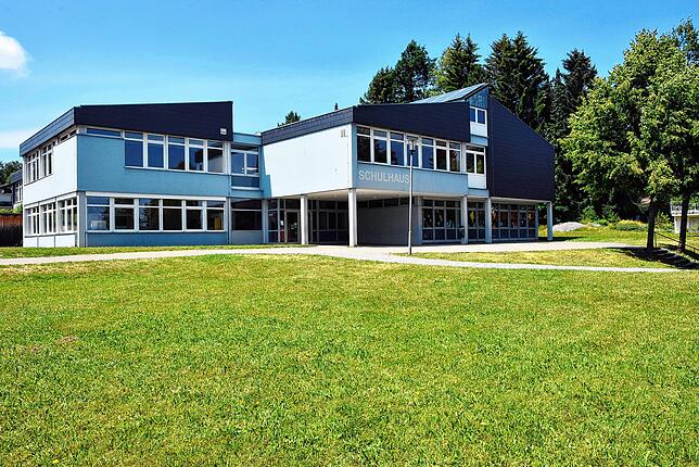 Die Schule von Höchenschwand.
