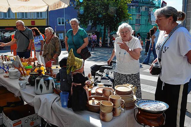 Bild 6: Bilder vom Flohmarkt in Markdorf