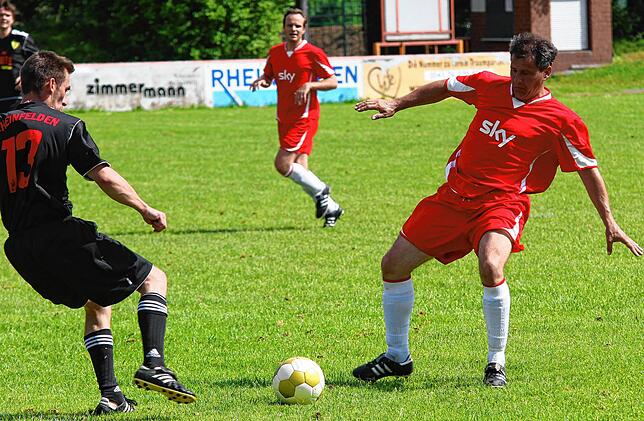 Bild 15: Erinnerungen an das Spiel der Legenden im Sommer 2013 auf der Richterwiese