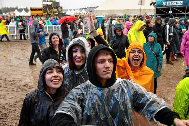 Bild 15: Southside 2024: Die besten Bilder vom Auftritt der Editors