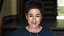 Dunja Hayali ist erste Preisträgerin der Georg-Elser-Auszeichnung. Sie wird von der in Konstanz ansässigen Crescere-Stiftung-Bodensee ...