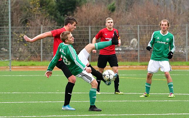 Bild 7: FC Zell besiegt den FC Hochrhein deutlich mit 4:1 &ndash; und wir haben Bilder!