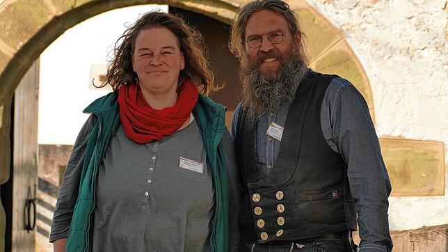 Antonia Glöckler und Joachim Glaeser bilden seit Beginn des Jahres das neue Leitungsteam der Jugendherberge auf der Burg Wildenstein in ...
