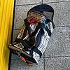 In dieser Tragetasche ist der Hund bei sommerlicher Hitze im Bad des Steißlinger Sees eingesperrt gewesen, während die Halterin baden war.