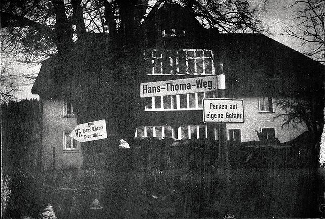 Der Künstler und Thoma-Preisträger Marcel van Eeden arbeitet in seinen Bildern die Biografie des Bernauer Künstlers Hans Thoma auf.