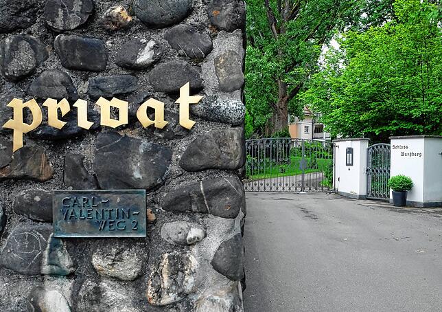 Nicht im Sinne der Erfinder des Konzepts war es, dass der Park um das Schloss Burgberg später mit exklusiven Eigentumswohnungen bebaut ...