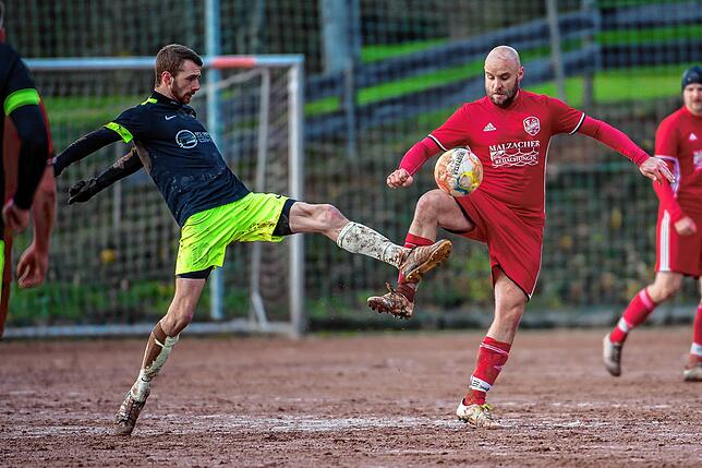 Bild 2: FC Dachsberg gewinnt Spitzenspiel gegen SV Unteralpfen mit 5:0 &ndash; und wir haben Bilder!