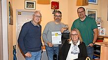 Sie schaffen die Voraussetzungen für digitale Gästekarte, die probeweise ab März im Hotel Adler in Triberg eingesetzt: der Leiter ...