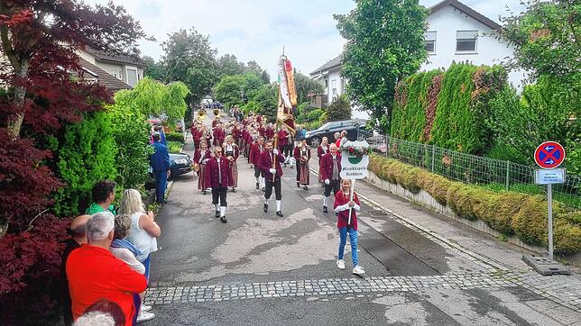 Bild 43: Die schönsten Bilder vom Pfingstmusikfest Jubiläumszug in Leimbach
