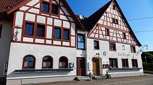 Das Traditionsgasthaus Zur Traube und der Dorfladen sind derzeit geschlossen. Das soll alsbald anders werden, sofern genügend Engagierte ...
