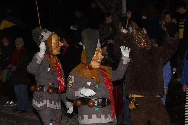Bild 6: Bilder des große Narrentreffen der Kuhsattler in der Gemeinde Hohenfels &ndash; Teil 2