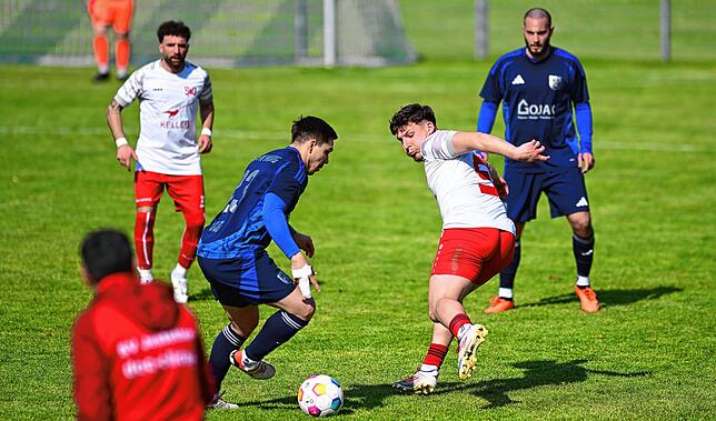 Bild 7: SV Blau-Weiß Murg gewinnt mit 2:1 gegen den SV Jestetten – und wir haben Fotos!