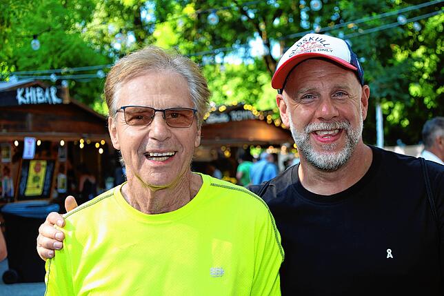 Bild 21: Gut gelaunt und gesellig am Bodensee - so endet das Stadt-gartenfest 2025