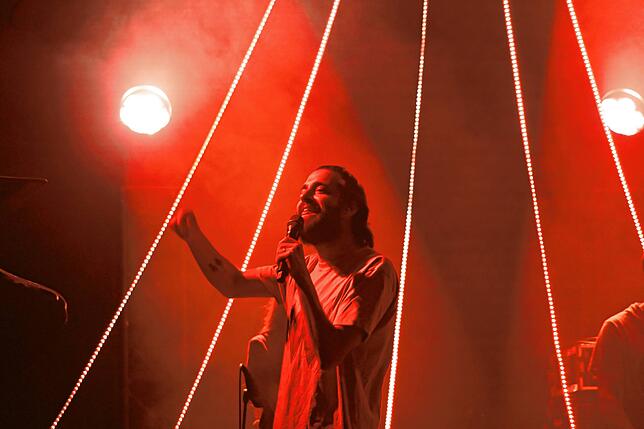 Bild 12: Mitreißendes Konzert von Salvador Sobral beim 19. Waldshuter World-Town-Festival