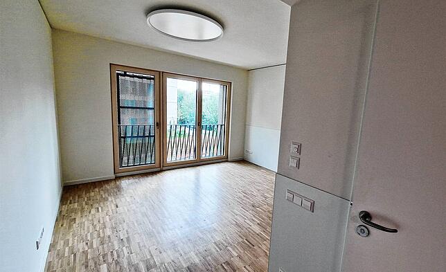 So sehen die Bewohnerzimmer mit eigenem Bad aus.