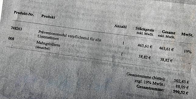 In einem anderen Schreiben fordern Betrüger von Berthold Graf Geld für ein „Präventionsmodul verpflichtend für alle Unternehmen“. Dieses ...