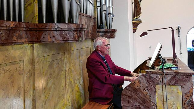Seit 60 Jahren ist Lothar Rist Organist in St. Martin Luttingen.