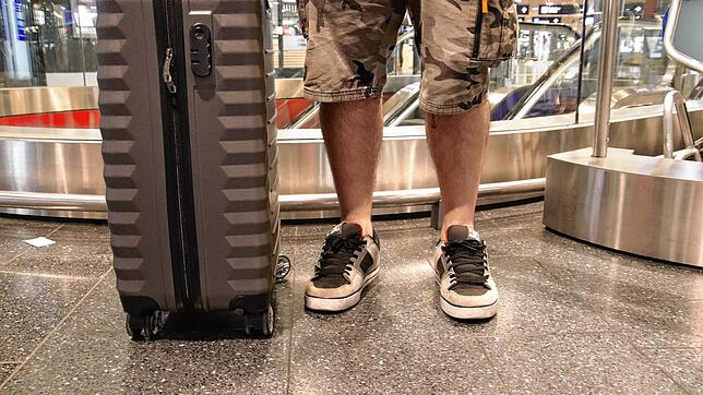 Im Gepäck von zwei jungen Griechen findet die Polizei am Flughafen Zürich 15 Kilogramm Kokain. Hier ein Symbolbild.