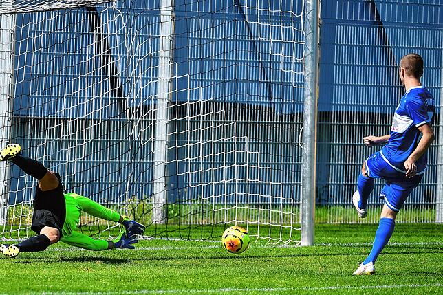 Bild 41: FC Erzingen schenkt Bosporus FC Friedlingen ein halbes Dutzend Tore ein &ndash; und wir haben die Bilder!