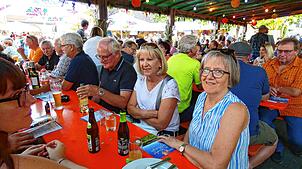 Bild : Weinfest Hohentengen: Treffpunkt zum gemütlichen Beisammensein