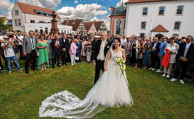 Bild 9: Anita Hofmanns kirchliche Hochzeit: Die schönsten Bilder