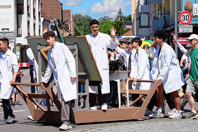 Bild 24: Bilder vom Seehasen-Umzug in Friedrichshafen – Teil 3