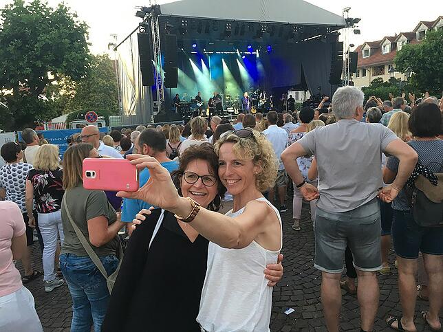 Bild 10: Howard Carpendale auf dem Markdorfer Marktplatz Teil 1