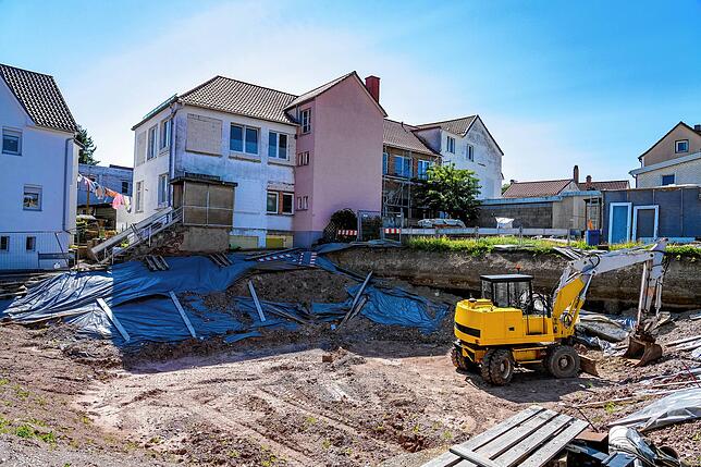 Die Baustelle – hier ein Bild vom Mai 2023 – sorgt sogar für eine wochenlange Sperrung der vielbefahrenen Sturmbühlstraße.