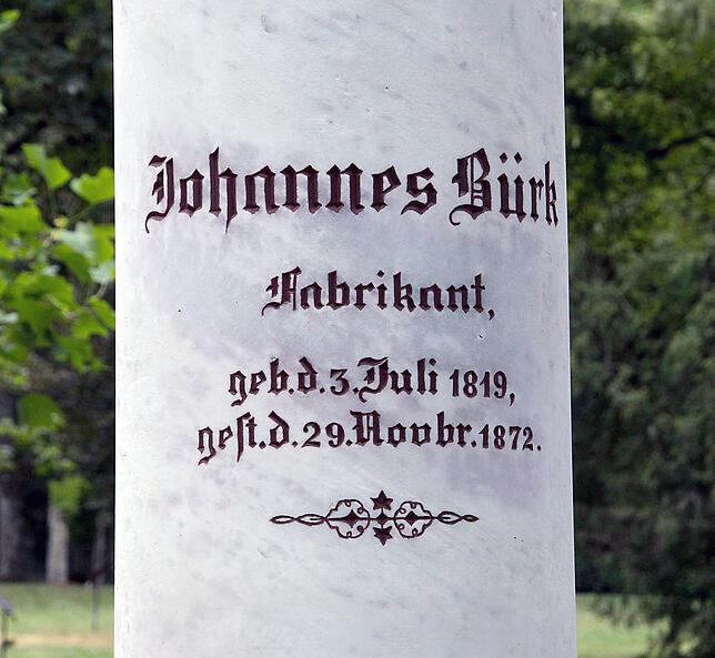 Bild 27: Bilder und Videos von den Gräbern auf dem alten Schwenninger Friedhof