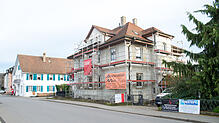 Positiv: Hier wird nicht abgerissen sondern liebevoll saniert.