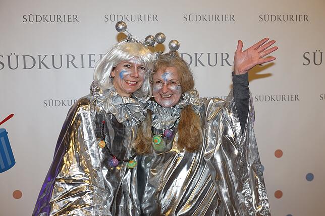 Bild 25: An der SÜDKURIER-Fotowand: Das sind die Gäste der Fernsehfasnacht (Teil 1)