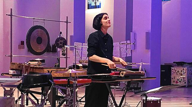 Leonie Klein beeindruckt bei ihrem Solokonzert in der Görwihler Pfarrkirche durch virtuose Beherrschung ihrer Instrumente.