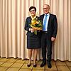 Manfred Weber wurde am Sonntag erneut zum Bürgermeister von Küssaberg gewählt. Gemeinsam mit seiner Frau Brunhilde verfolgte er die ...