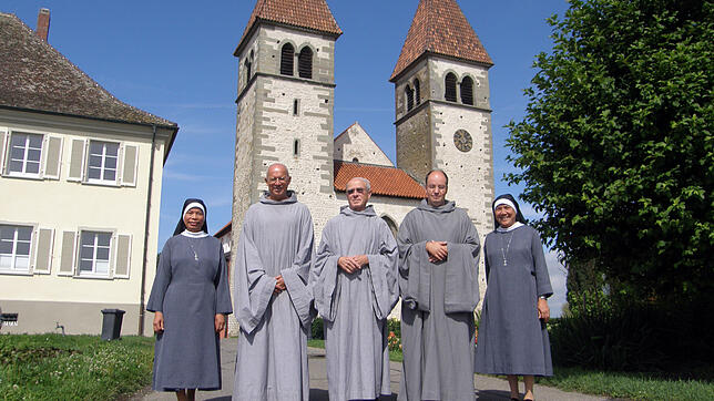 In der Cella St. Benedikt auf der Insel Reichenau leben seit Anfang des Jahres nun drei Mönche und zwei Schwestern in geschwisterlicher ...