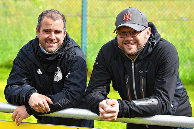 Ideen sind gefragt: Thomas Scherzinger (links) und Andreas Braunagel müssen sich für den Auftritt des zuletzt ordentlich gebeutelten FC ...