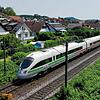 Ein Bild aus dem Sommer 2023 – doch die Szenerie wird sich bald wiederholen: Ein ICE bei Allensbach.
