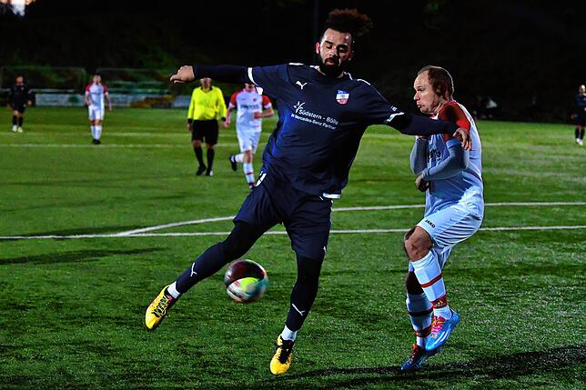 Bild 12: VfB Waldshut feiert 9:0-Kantersieg beim FC Rot-Weiß Weilheim &ndash; und wir haben Bilder!