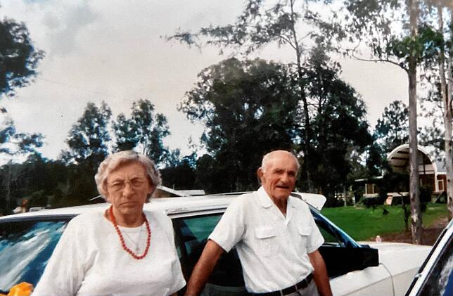 Franciszek Pszczonka zusammen mit seiner Frau Katharina Nakovics in Australien. Die Aufnahme entstand irgendwann zwischen 1980 und 1983.