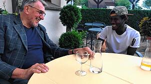 Zwei, die sich gut verstehen: Gerhard Gaiser und Muhammed Daffeh.