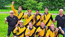 Die Mannschaft der Tauziehfreunde Unterkirnach mit Alexander Stoppel (hinten, von links), Tobias Dold, Max Flaig, Daniel Winterhalter ...