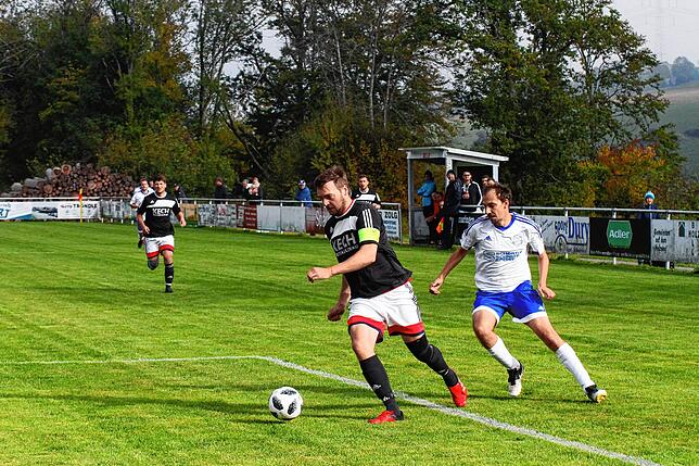 Bild 42: FC Dettighofen bleibt nach 0:2-Niederlage bei der SG Bettmaringen siegloses Schlusslicht der Liga &ndash; und wir haben Bilder!