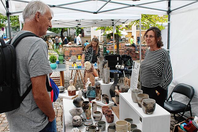 Bild 21: Töpfermarkt begeistert trotz kühler Witterung am Sonntag
