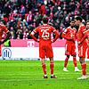 Kollektive Fassungslosigkeit bei den Spielern des FC Bayern München nach dem 1:1 gegen die TSG Hoffenheim.