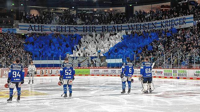 „Die Fans sind unglaublich. Man will für sie sein Bestes geben, noch härter arbeiten. Man will das Team sein, auf das sie stolz sind“, ...