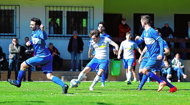 Bild 29: Unsere Bildergalerie vom 2:2 im Spitzenspiel zwischen der SG Stühlingen/Weizen und dem FC Erzingen