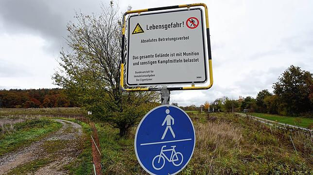 &bdquo;Lebensgefahr! Absolutes Betretungsverbot&ldquo; &ndash; Das gilt noch in vielen Bereichen auf dem Bettenberg, denn auf dem ...